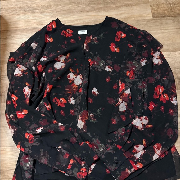 Aritzia Wilfred Lilas black floral ruffle sheer blouse top size Medium - Picture 7 of 10